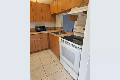 2800 NW 56th Ave #C102, Lauderhill, FL 33313 - Photo 12