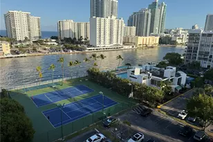 1000 Parkview Dr, Hallandale Beach, FL 33009 - Photo 12