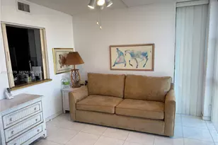 1000 Parkview Dr, Hallandale Beach, FL 33009 - Photo 10