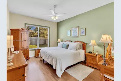 19033 NW 23rd Ct, Pembroke Pines, FL 33029 - Photo 14