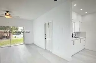 1941 NW 96th Terrace, Pembroke Pines, FL 33024 - Photo 12