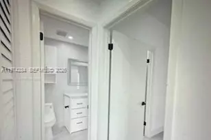 1941 NW 96th Terrace, Pembroke Pines, FL 33024 - Photo 4