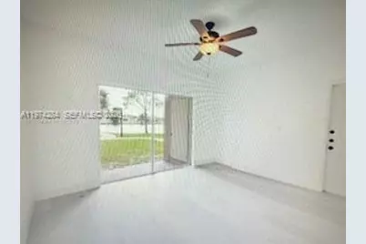 1941 NW 96th Ter #8F, Pembroke Pines, FL 33024 - Photo 8