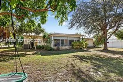 1261 SE Mendavia Ave, Port Saint Lucie, FL 34952 - Photo 14