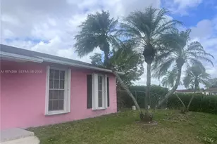 26120 SW 130th Ave, Homestead, FL 33032 - Photo 2