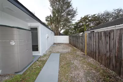 4940 SW 94th Way, Cooper City, FL 33328 - Photo 36