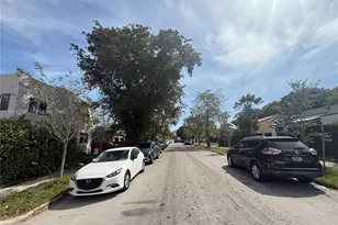 1853 SW 17th St, Miami, FL 33145 - Photo 14