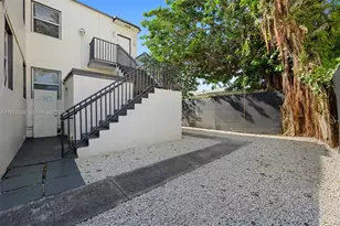 571 NE 82nd St, Miami, FL 33138 - Photo 18