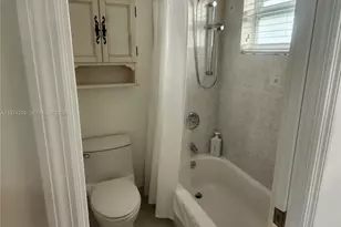 5101 NW 34th St, Lauderdale Lakes, FL 33319 - Photo 18