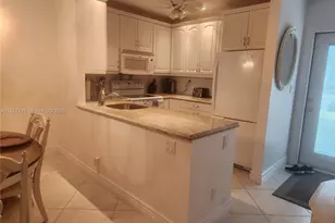 5101 NW 34th St, Lauderdale Lakes, FL 33319 - Photo 6