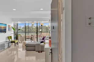 20335 W Country Club Dr, Aventura, FL 33180 - Photo 4