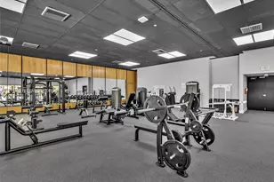 20335 W Country Club Dr, Aventura, FL 33180 - Photo 8