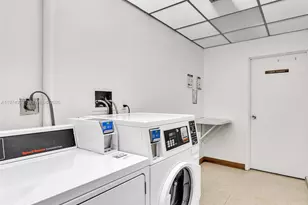 20335 W Country Club Dr, Aventura, FL 33180 - Photo 40