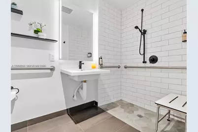 398 NE 5th St #1915, Miami, FL 33132 - Photo 14