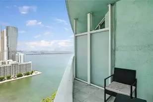 1900 N Bayshore Dr, Miami, FL 33132 - Photo 2