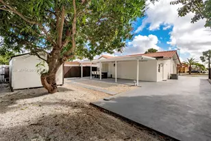 5790 SW 148th Pl, Miami, FL 33193 - Photo 4
