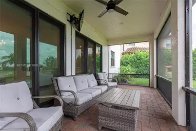 8555 E Baypoint Cir, Parkland, FL 33076 - Photo 38