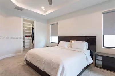 8555 E Baypoint Cir, Parkland, FL 33076 - Photo 22