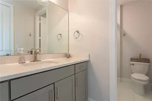 8555 E Baypoint Cir, Parkland, FL 33076 - Photo 32