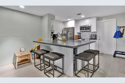 850 Sorrento Dr #1, Weston, FL 33326 - Photo 2