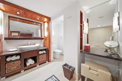 6801 Collins Ave #604, Miami Beach, FL 33141 - Photo 10