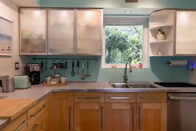 750 NE 120th St, Biscayne Park, FL 33161 - Photo 38