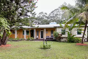 750 NE 120th St, Biscayne Park, FL 33161 - Photo 4