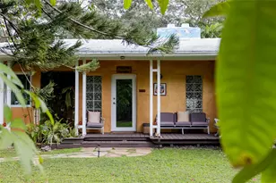 750 NE 120th St, Biscayne Park, FL 33161 - Photo 6