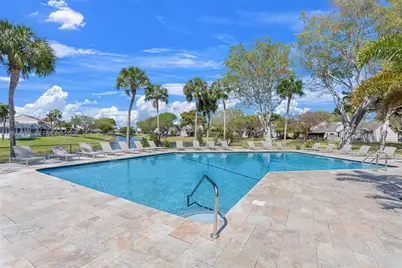 1064 E Lakes Dr, Deerfield Beach, FL 33064 - Photo 32