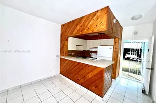 4370 NW 11th St, Miami, FL 33126 - Photo 2