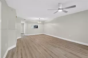 701 SW 142nd Ave, Pembroke Pines, FL 33027 - Photo 18