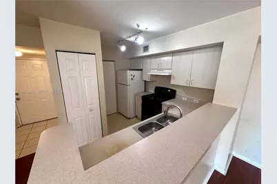 11185 SW 6th St #303, Pembroke Pines, FL 33025 - Photo 20