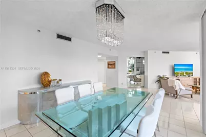 20191 E Country Club Dr #407, Aventura, FL 33180 - Photo 14