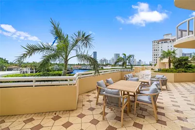 20191 E Country Club Dr #407, Aventura, FL 33180 - Photo 6
