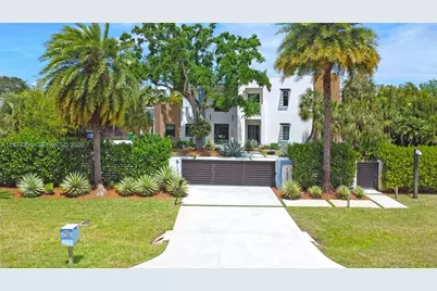 12021 NW 4th St, Plantation, FL 33325 - Photo 1