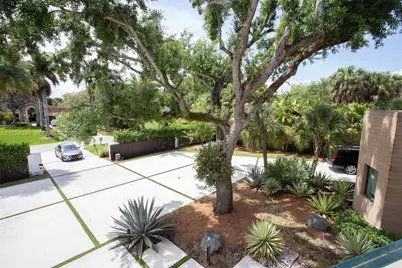 12021 NW 4th St, Plantation, FL 33325 - Photo 6