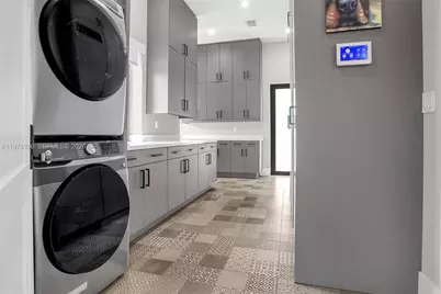 12021 NW 4th St, Plantation, FL 33325 - Photo 98