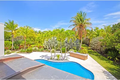 12021 NW 4th St, Plantation, FL 33325 - Photo 22