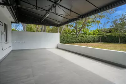 7030 SW 58th St, Miami, FL 33143 - Photo 6