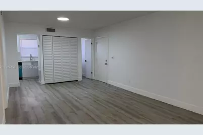 237 Lake Frances Dr #237, West Palm Beach, FL 33411 - Photo 2