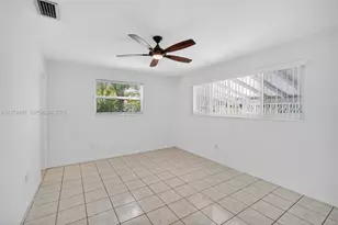 5650-5652 NE 17 Terrace NE 17th Terrace, Fort Lauderdale, FL 33334 - Photo 12