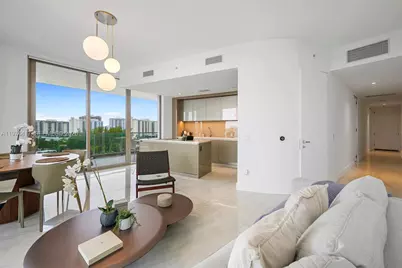 18975 Collins Ave #605, Sunny Isles Beach, FL 33160 - Photo 4