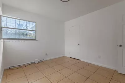 1301 NE 153rd St, North Miami Beach, FL 33162 - Photo 8