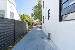 3665 SW 16th St, Miami, FL 33145 - Photo 2
