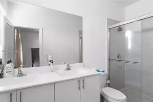 1757 SE 26th Ter, Homestead, FL 33035 - Photo 18