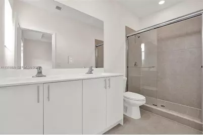 1757 SE 26th Ter, Homestead, FL 33035 - Photo 14