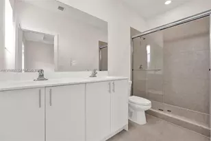 1757 SE 26th Ter, Homestead, FL 33035 - Photo 14