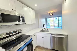 108 Royal Pk Dr, Oakland Park, FL 33309 - Photo 2