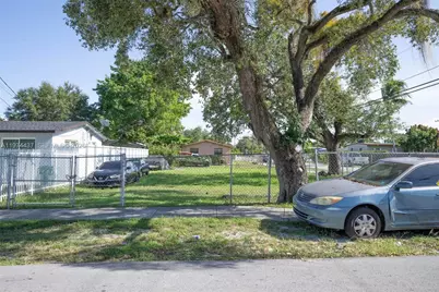 1990 NW 153rd St, Miami Gardens, FL 33054 - Photo 12
