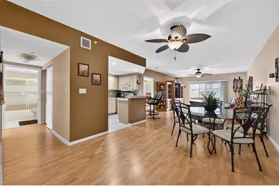 4401 Crystal Lake Dr #101, Deerfield Beach, FL 33064 - Photo 2